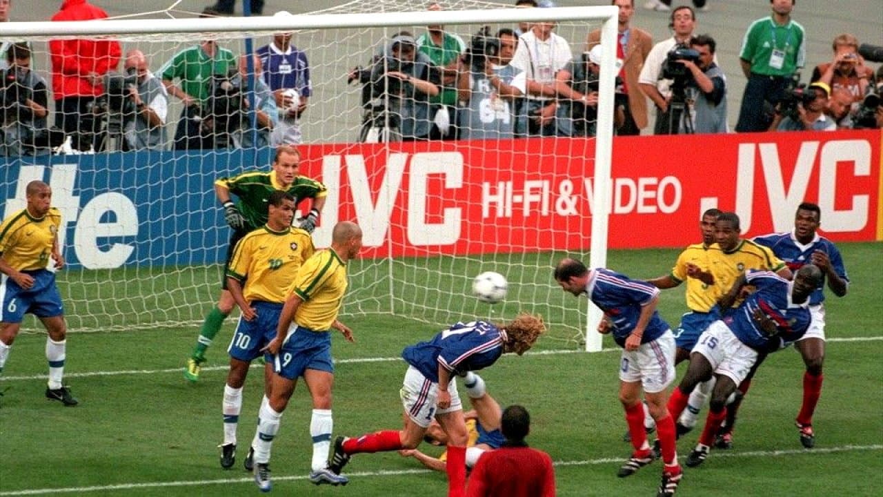 Backdrop – The Legend of the FIFA World Cup: 1990 to 1998