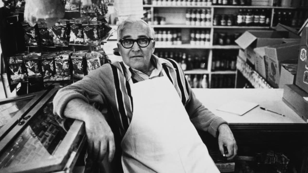 Backdrop – Ted Baryluk's Grocery