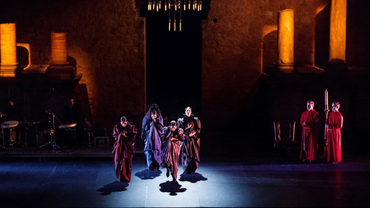 Backdrop – Patricia Guerrero : Catedral