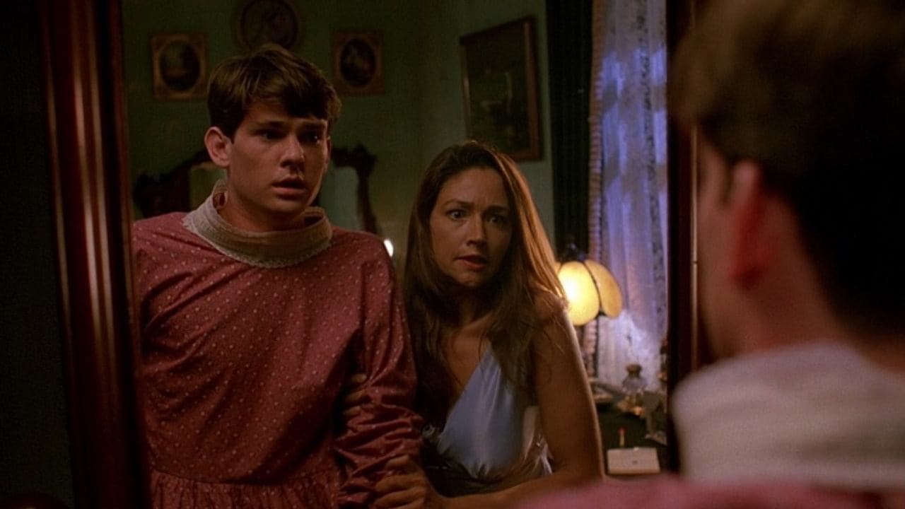 Backdrop – Psycho IV: The Beginning