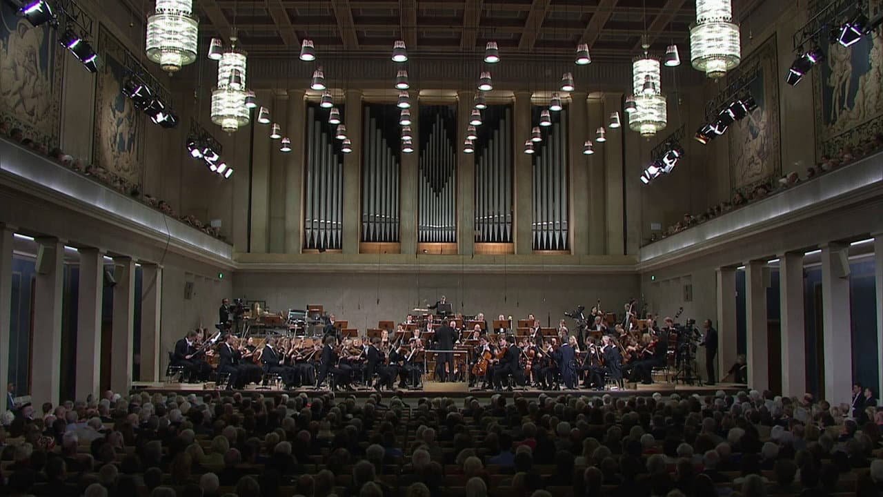 Backdrop – Mariss Jansons dirige Dvorak & Mussorgsky