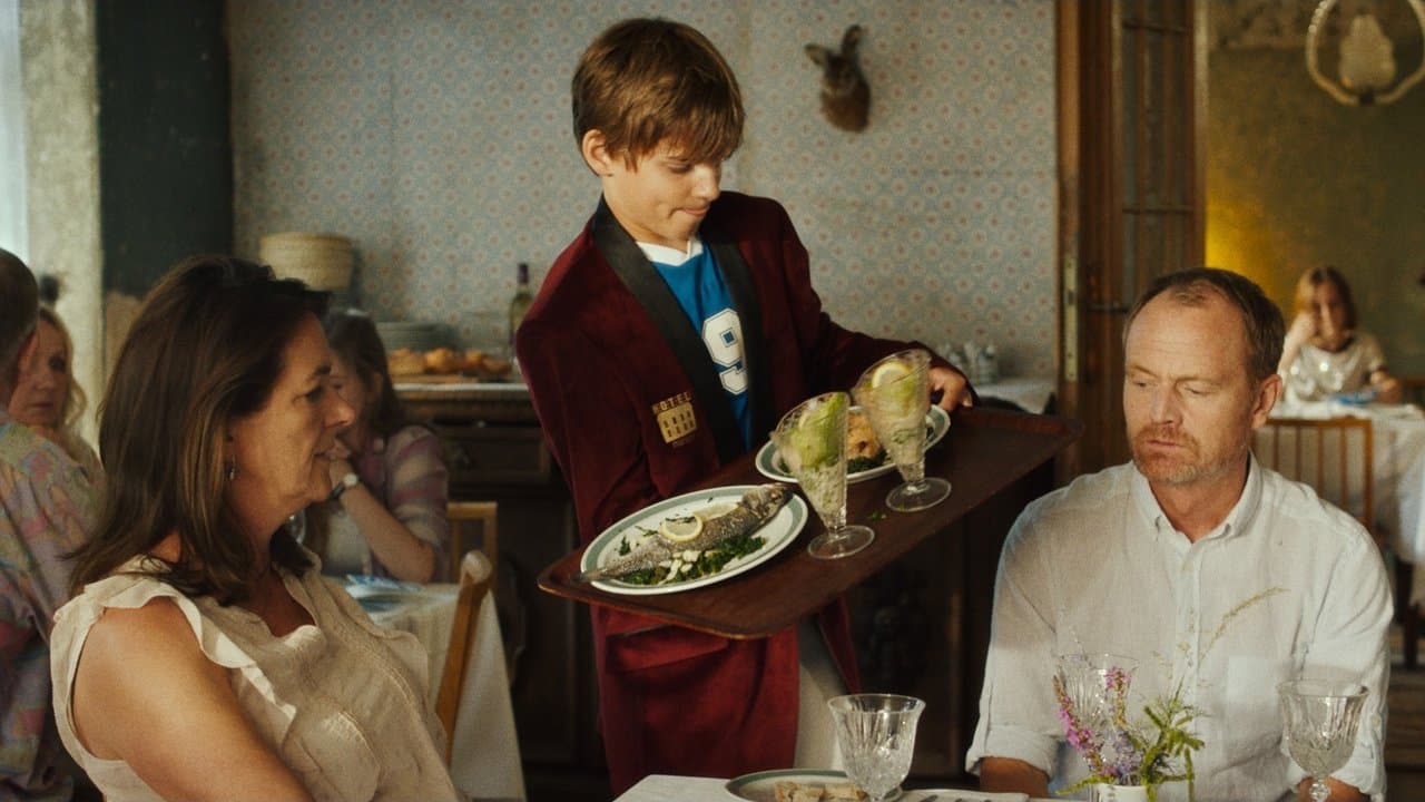 Backdrop – Allein unter Schwestern