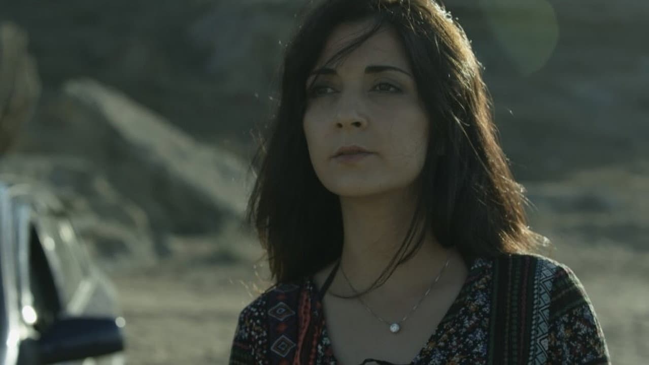 Backdrop – Dəniz suyu içən it