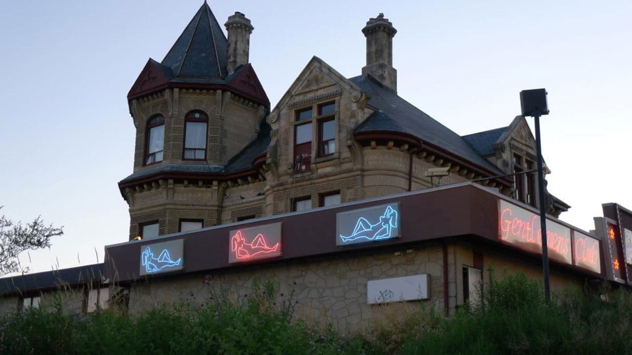 Backdrop – The Manor