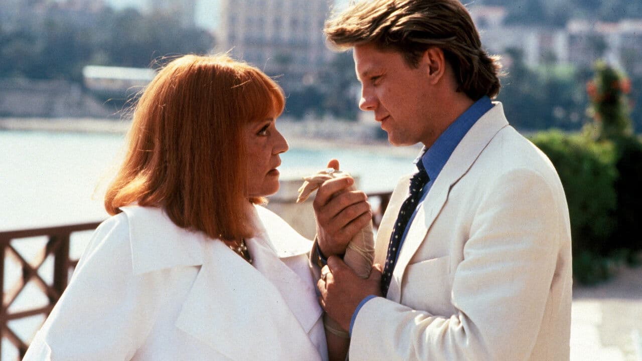 Backdrop – Die Dame, die im Meer spazierte