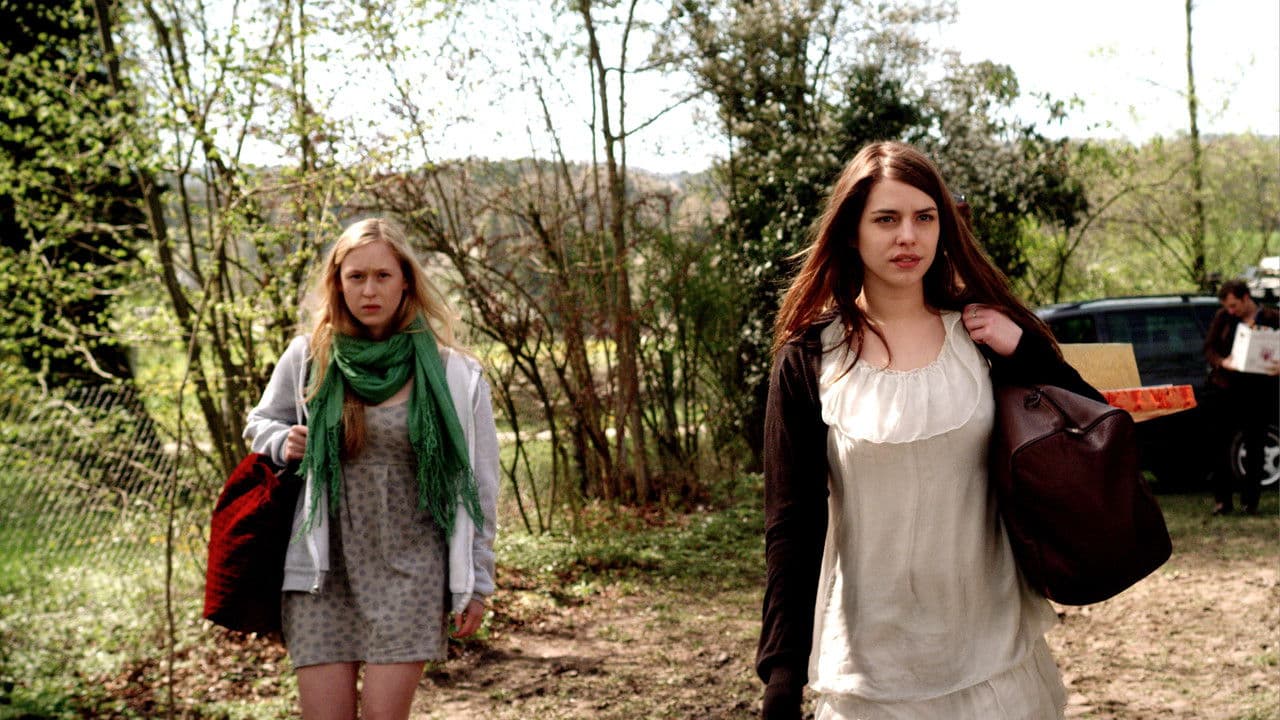 Backdrop – Zoe & Julie: Hidden Marks