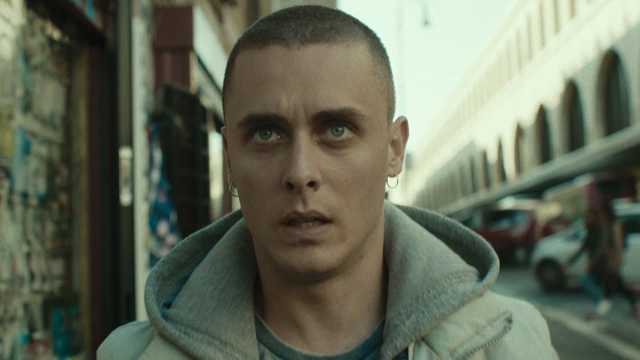 Backdrop – La terra dell'abbastanza