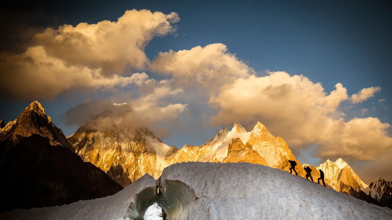 Backdrop – K2. Touching the Sky