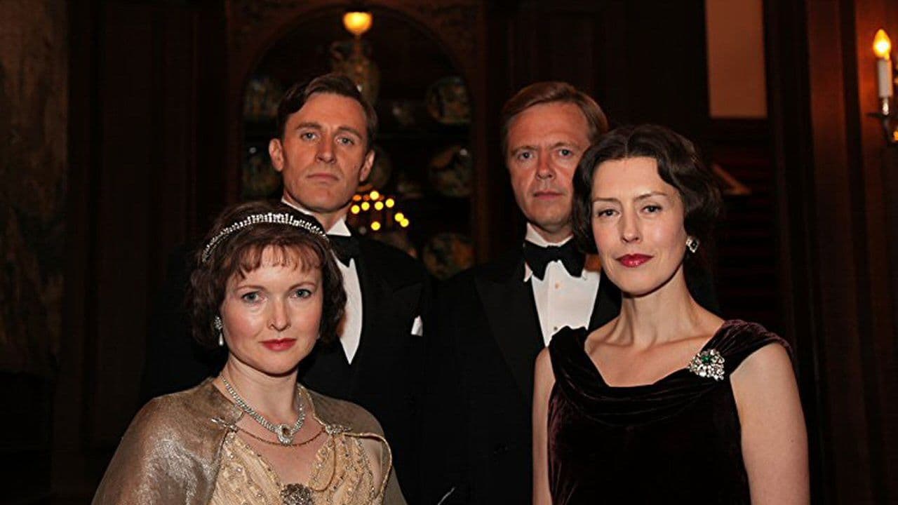 Backdrop – Royal Wives at War