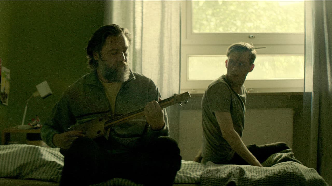 Backdrop – Cigarbox Blues