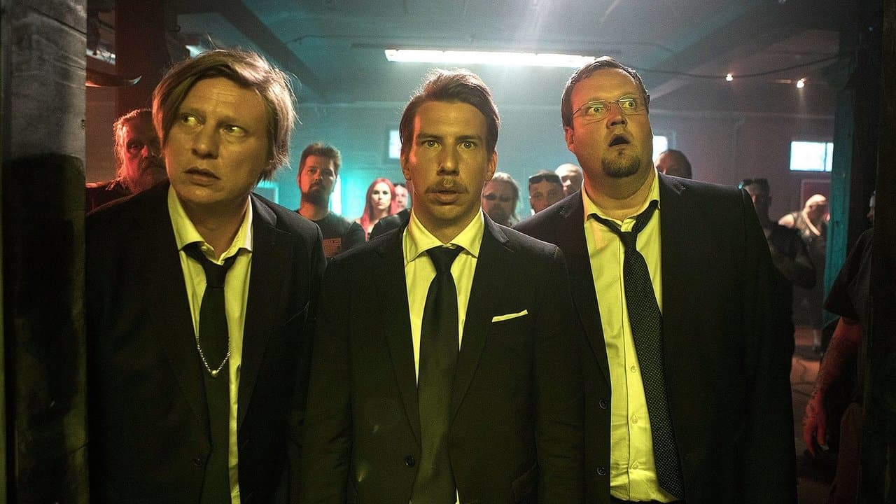 Backdrop – Luokkakokous 2 – Polttarit