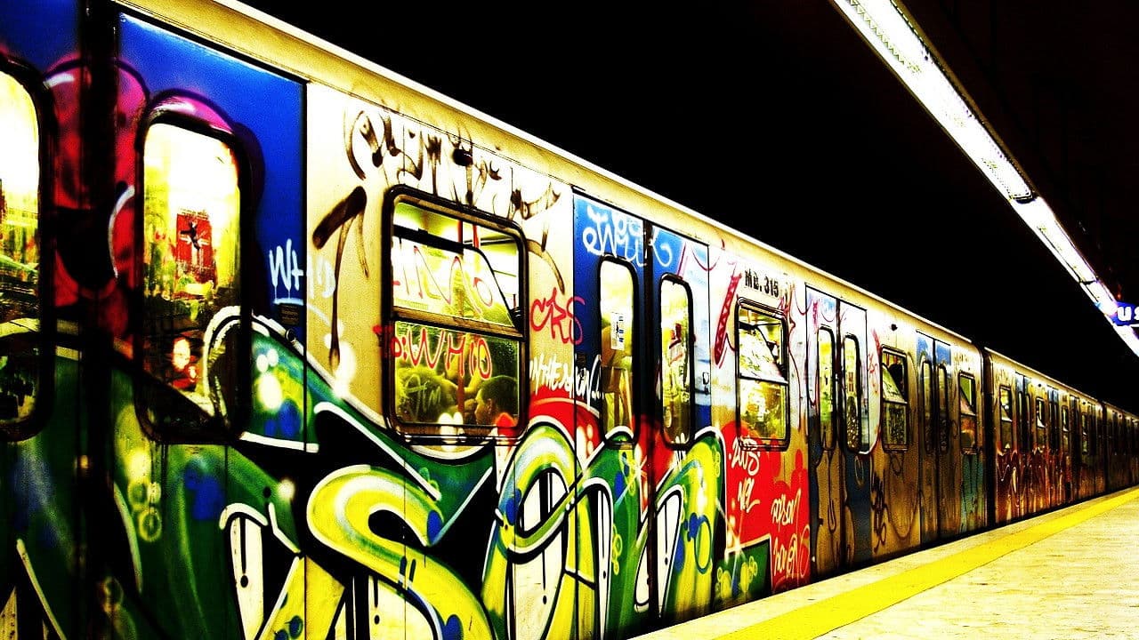 Backdrop – Russian Roulette: Subway games