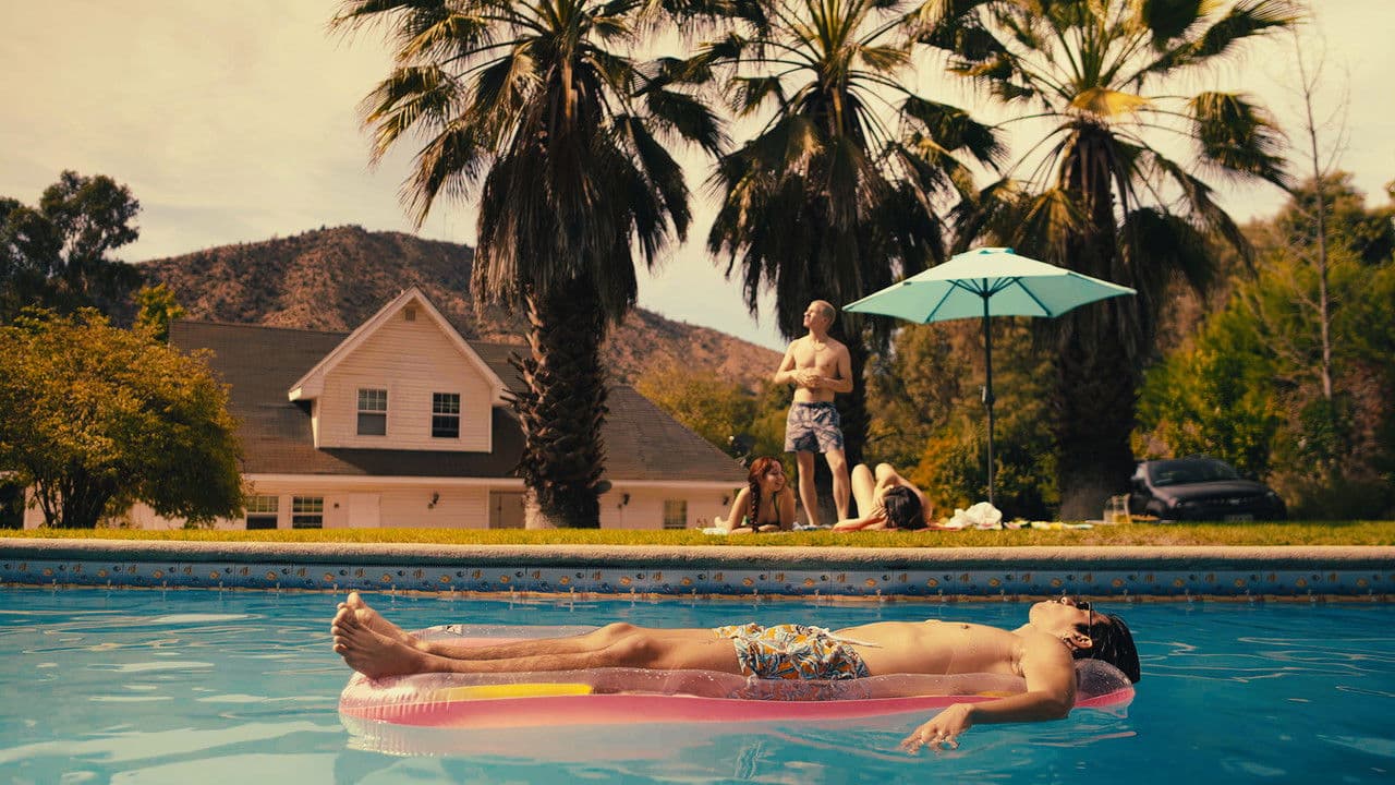 Backdrop – Una calurosa tarde de verano