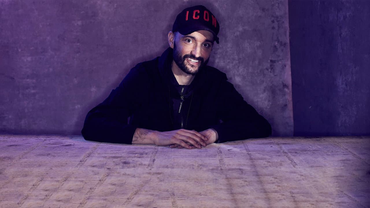 Backdrop – Tom Parker: Inside My Head