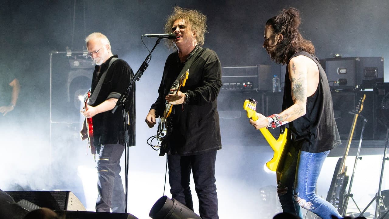 Backdrop – The Cure - CURÆTION-25: From There to Here | From Here to There