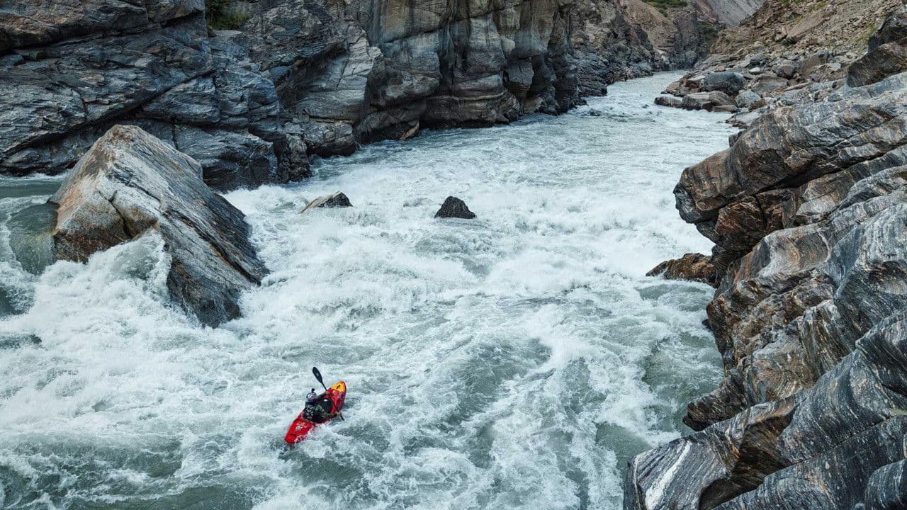 Backdrop – Big water theory