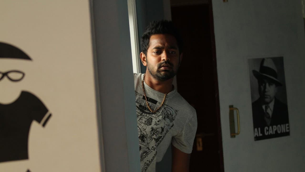 Backdrop – കിളി പോയി