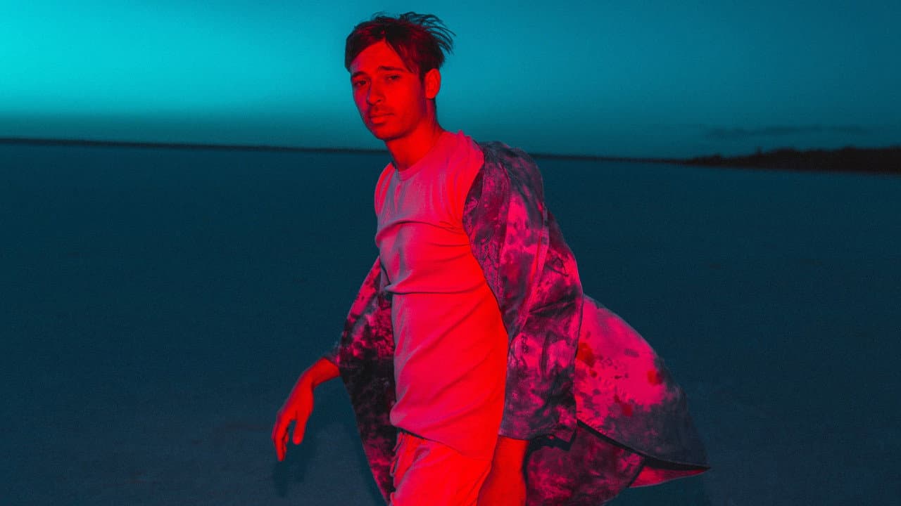 Backdrop – Hi This Is Flume
