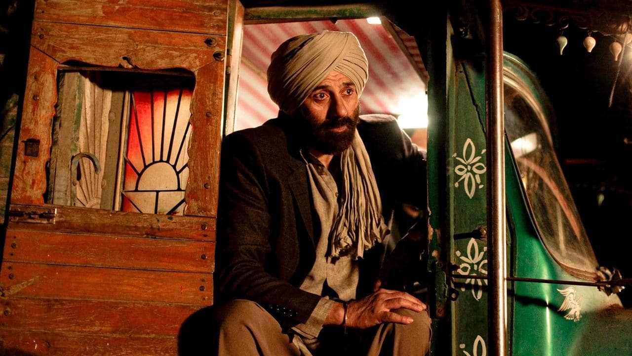Backdrop – गदर २
