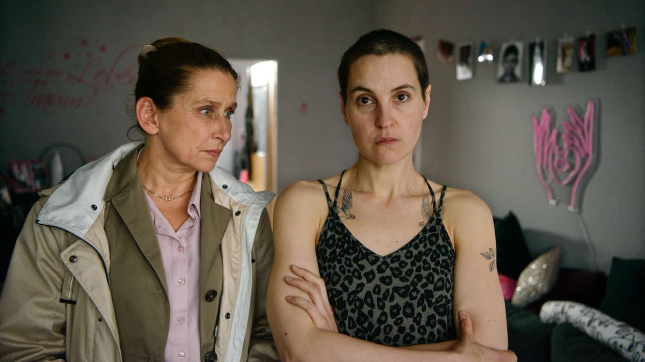 Backdrop – Ich sterbe. Kommst du?