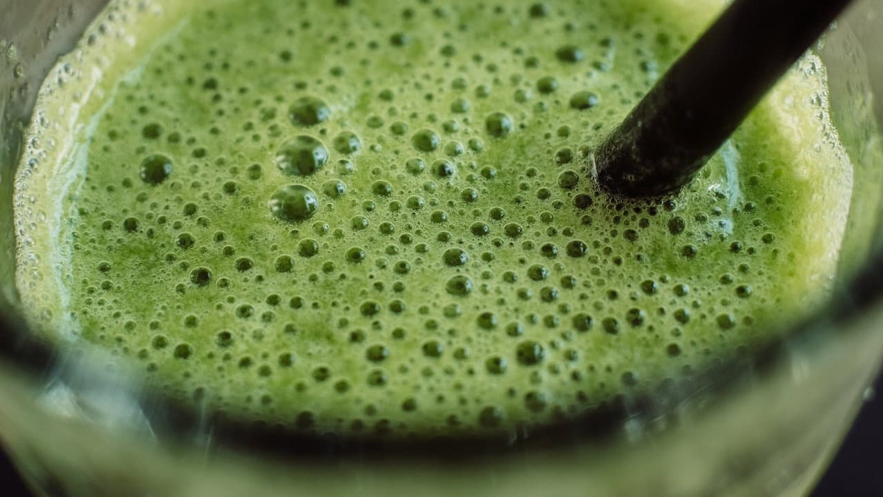 Backdrop – Super Juice Me!