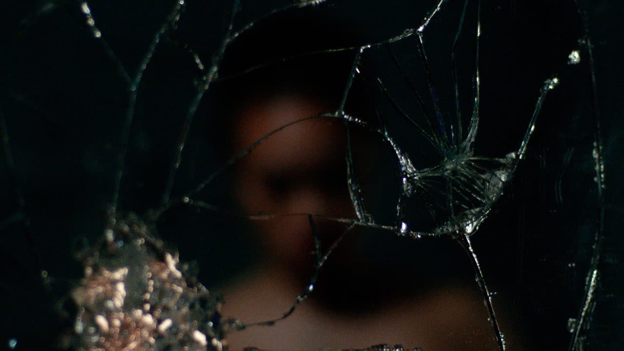 Backdrop – Spiders on My Lashline