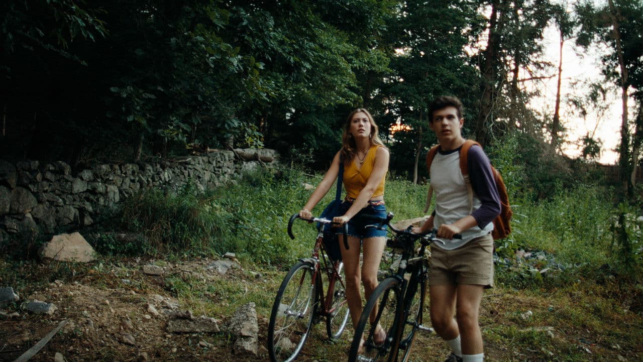 Backdrop – The Lake in the Sky