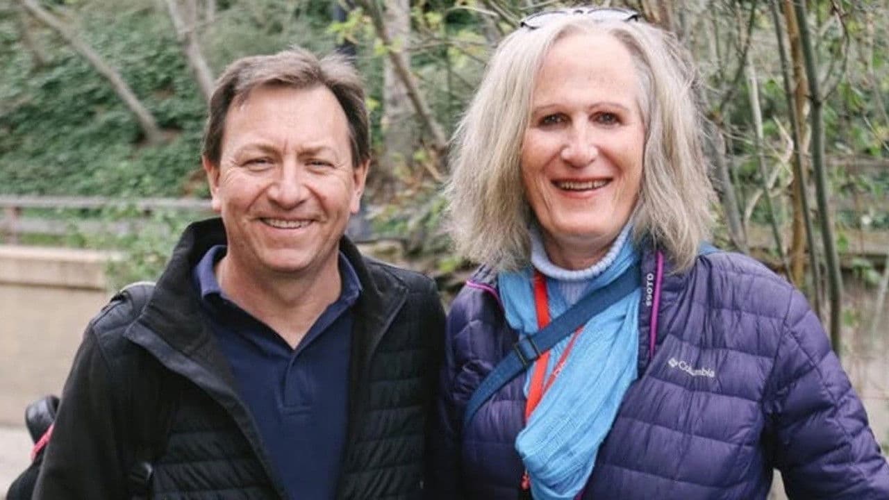 Backdrop – Finding Bobbi