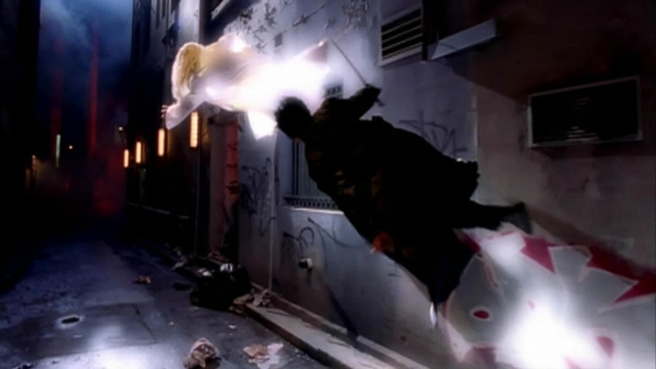 Backdrop – Invincible - Die Krieger des Lichts