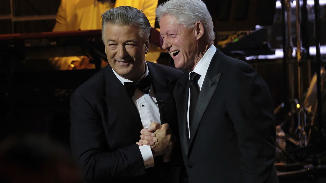 Backdrop – Alec Baldwin: One Night Only