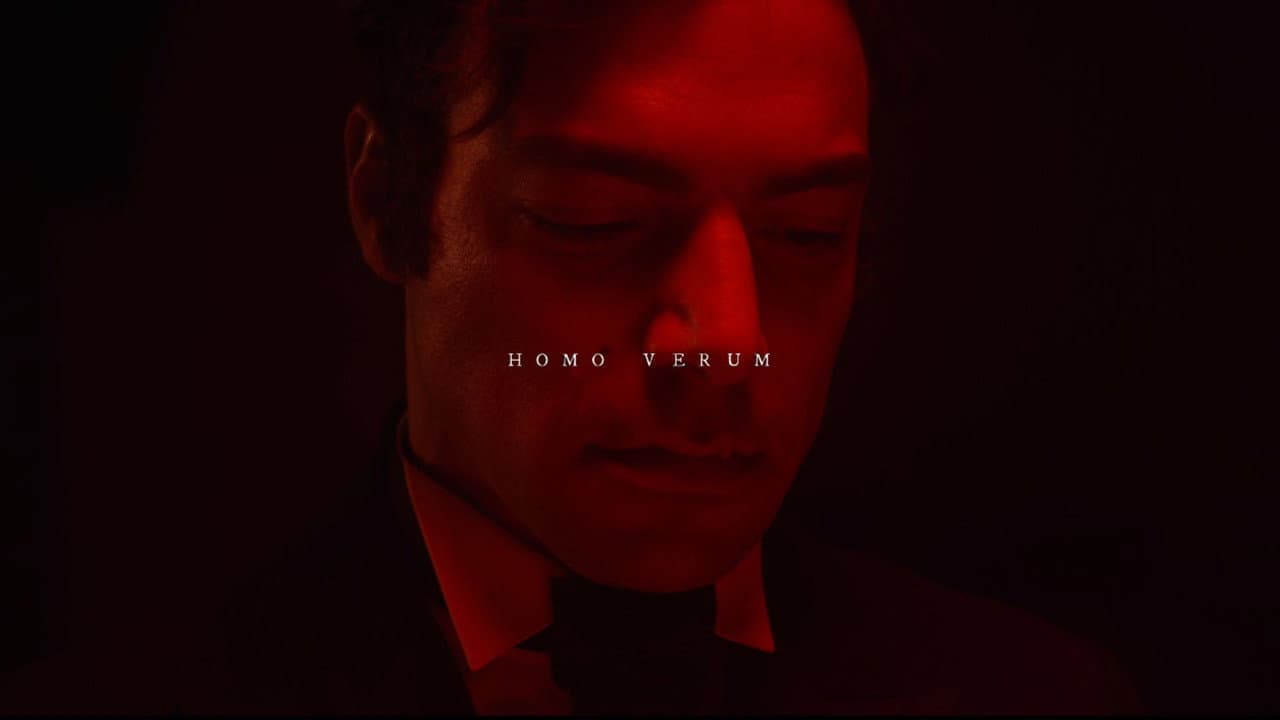 Backdrop – Homo Verum