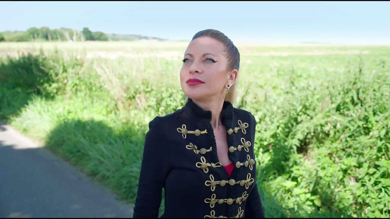 Backdrop – Le Gro Secret