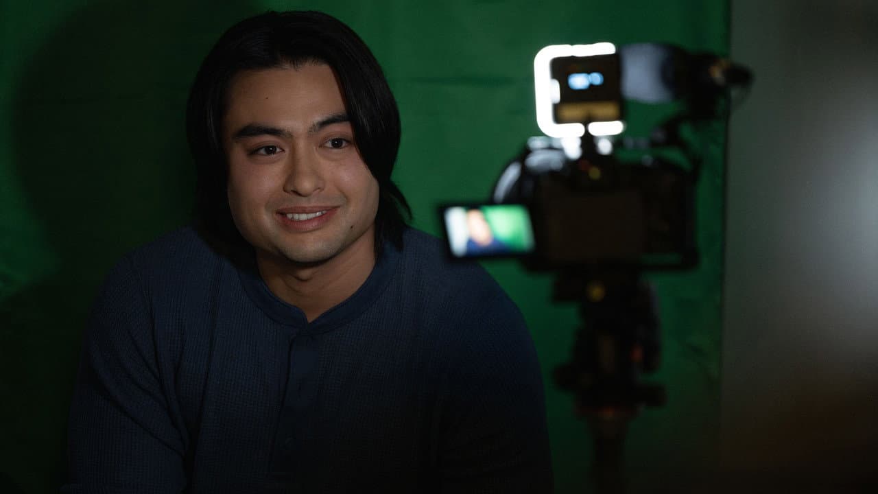 Backdrop – Asian Male Lead