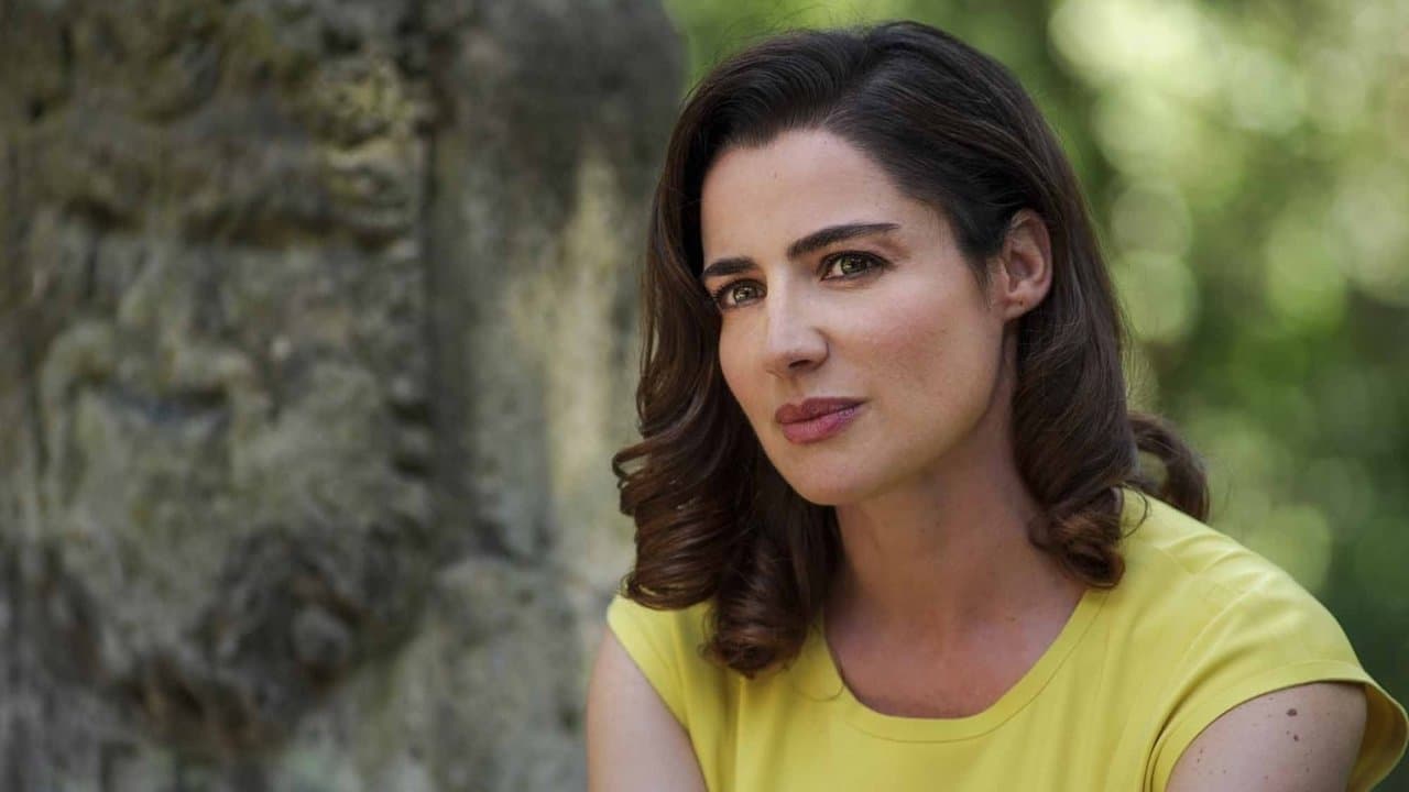 Backdrop – Vita Segreta di Maria Capasso