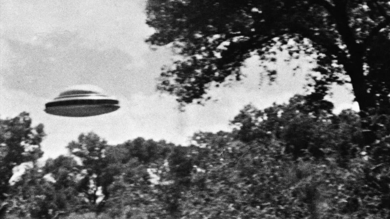 Backdrop – Unidentified Flying Objects: The True Story of Flying Saucers