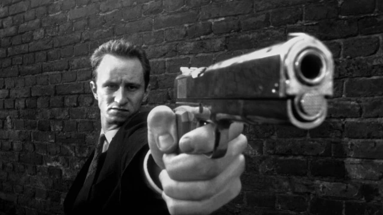 Backdrop – Mann beißt Hund