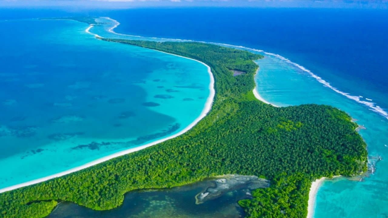 Backdrop – The Chagos Islands - Hope for Coral Reefs?