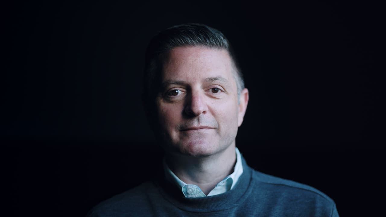 Backdrop – Sharing Breath Has No Label