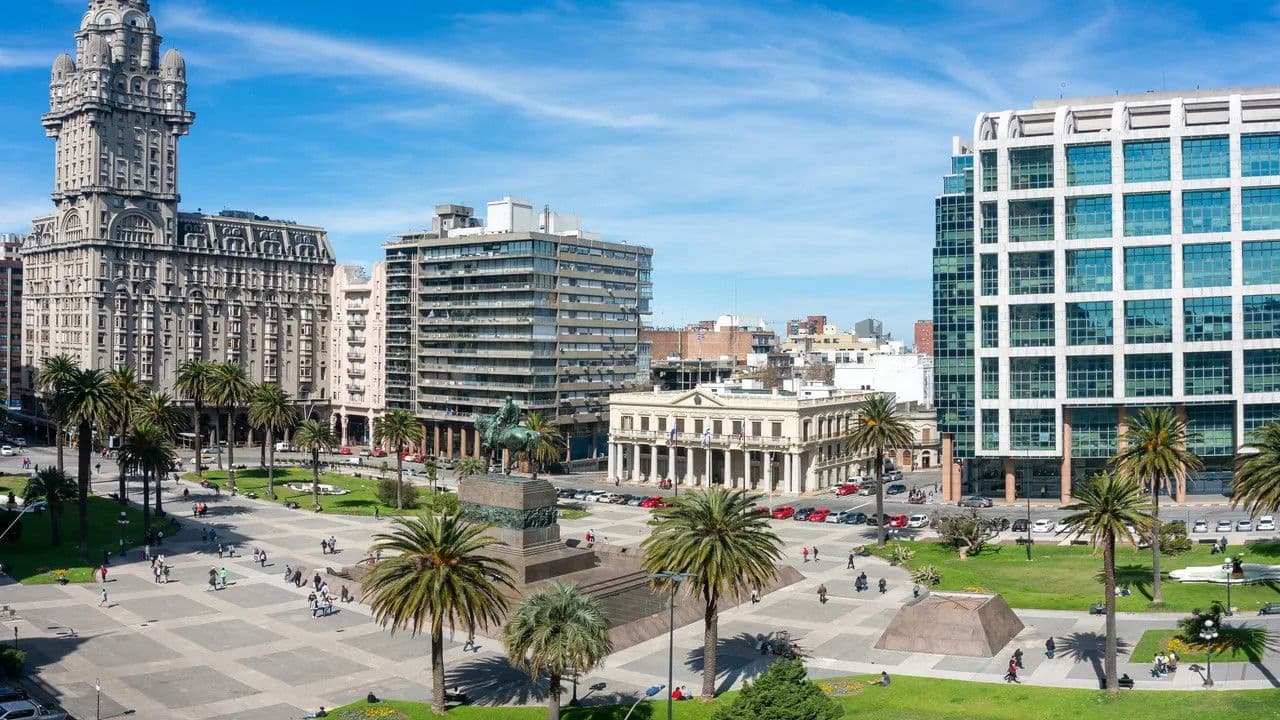 Backdrop – Unbekanntes Uruguay: Fußball, Tango und Gelassenheit