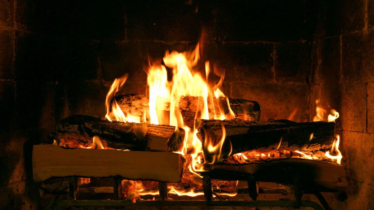 Backdrop – Fireplace for Your Home: Classic Edition