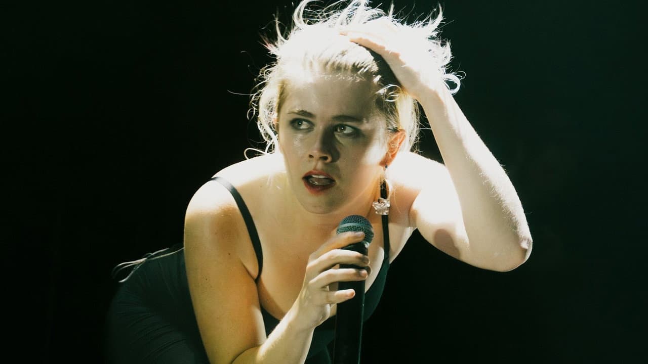 Backdrop – Zaho de Sagazan en concert à l'Olympia