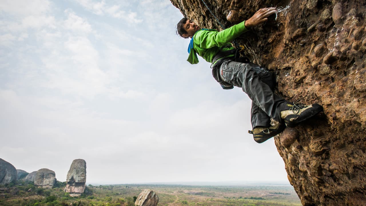 Backdrop – Crack Climbs and Land Mines, Alex Honnold in Angola