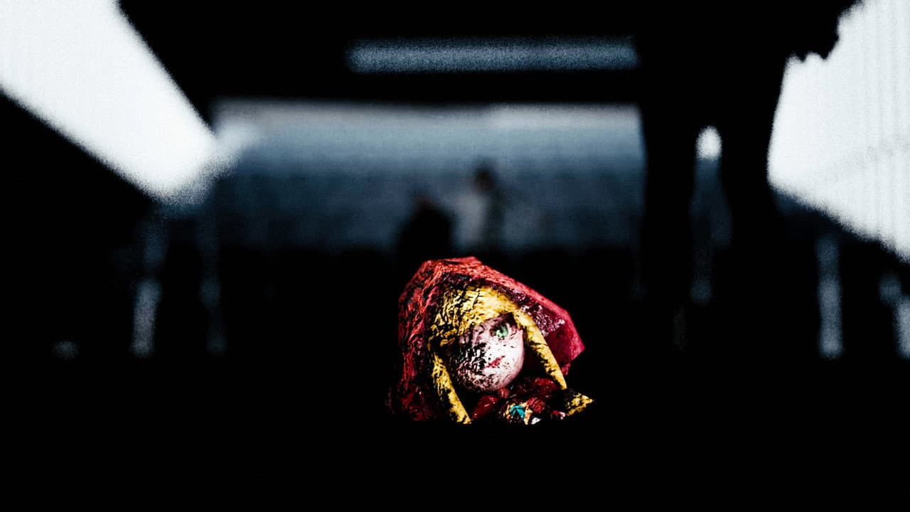 Backdrop – זאבה אדומה