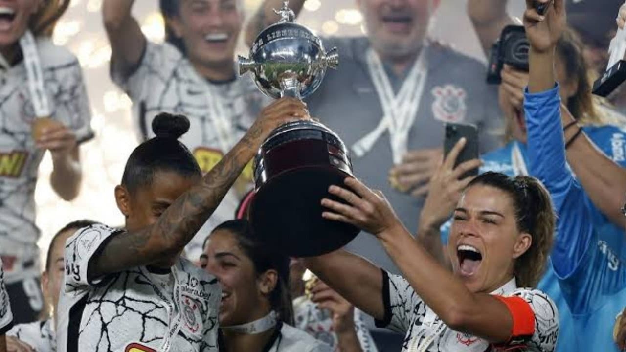 Backdrop – A Glória é Delas - Corinthians Tricampeão da América