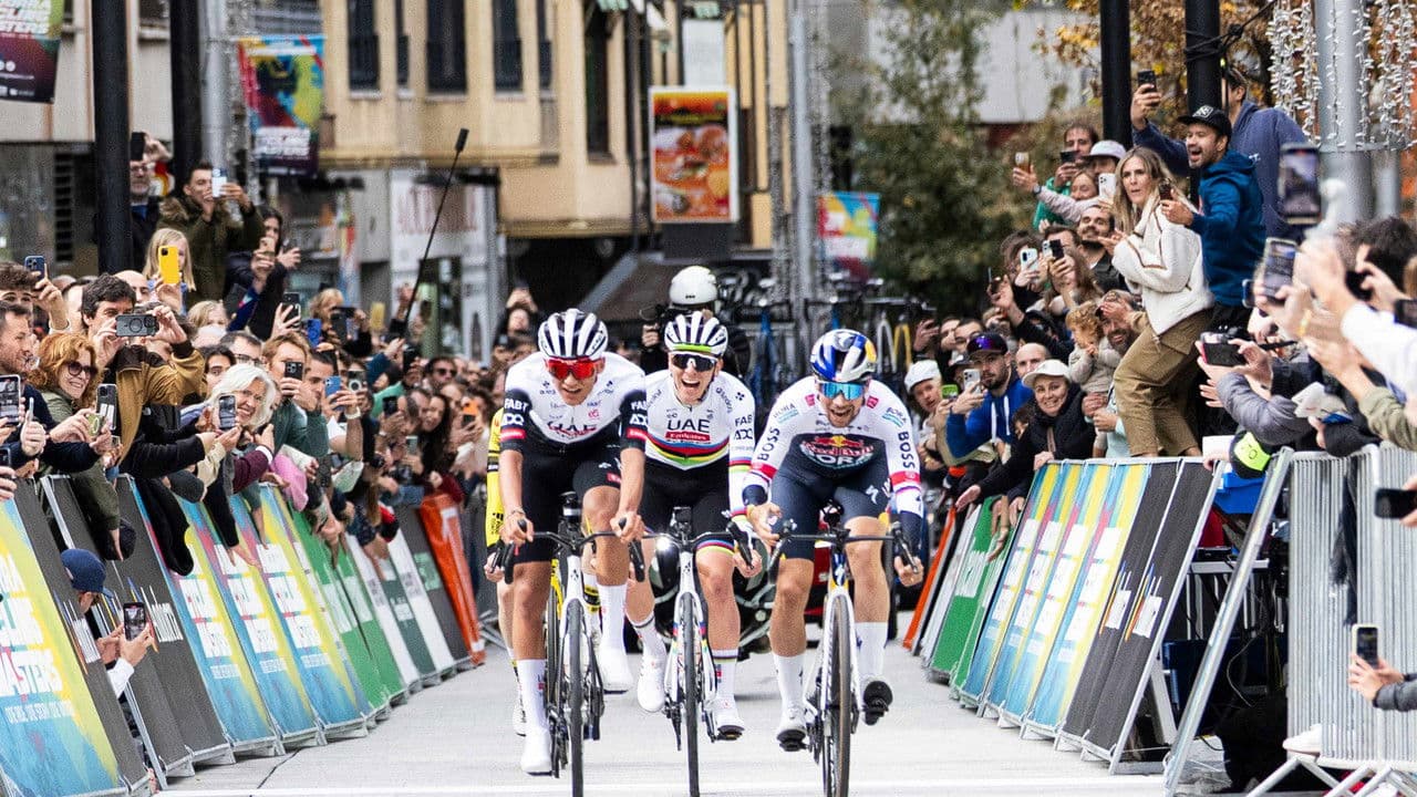 Backdrop – Andorra Cycling Masters