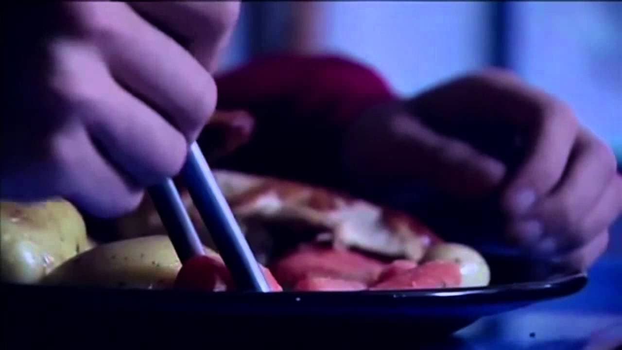 Backdrop – Yu Ming Is Ainm Dom