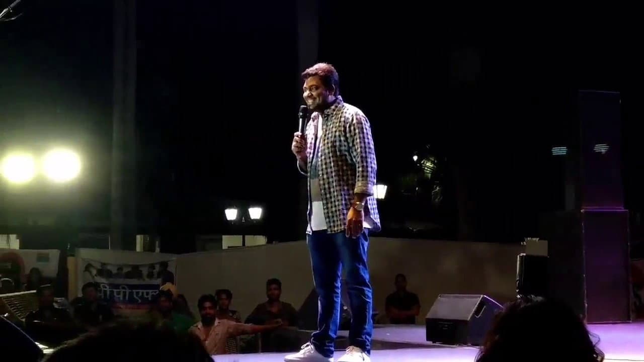 Backdrop – Zakir Khan: Haq Se Single
