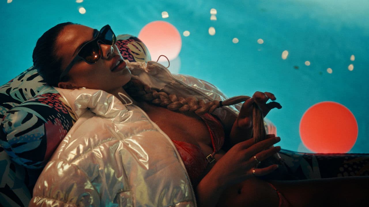 Backdrop – Chasers