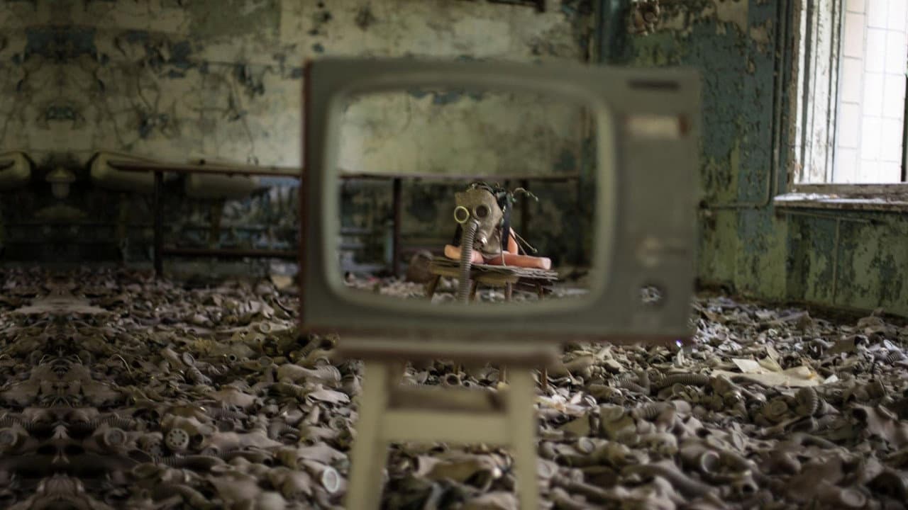 Backdrop – Tchernobyl : Le Mensonge français