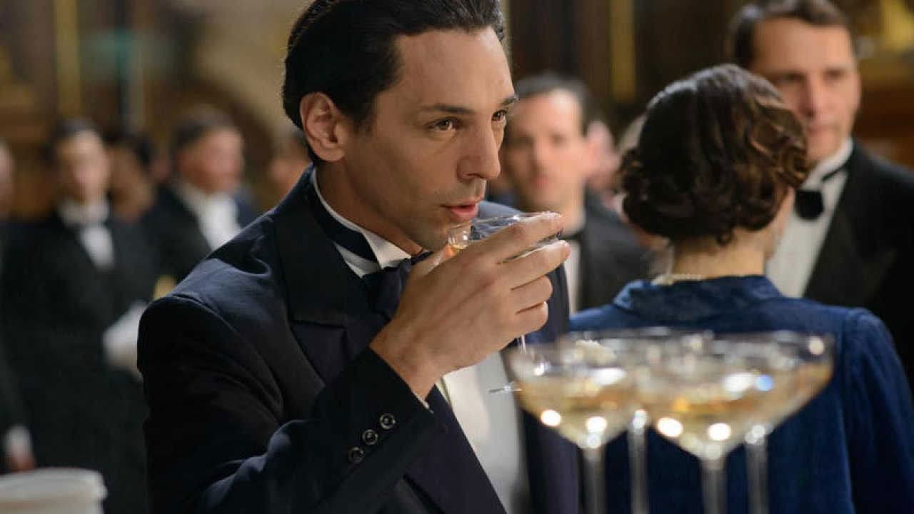 Backdrop – Stavisky, l'escroc du siècle